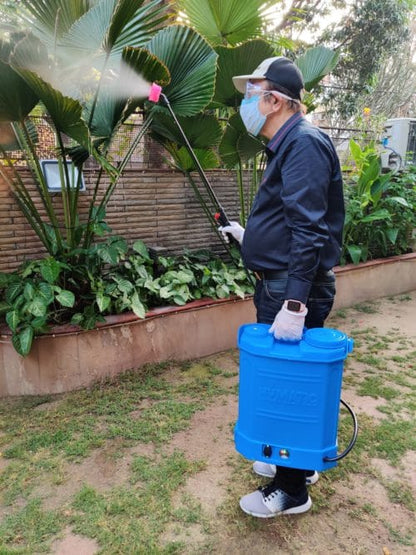 sanitizer sprayer disinfectant sprayer spraying